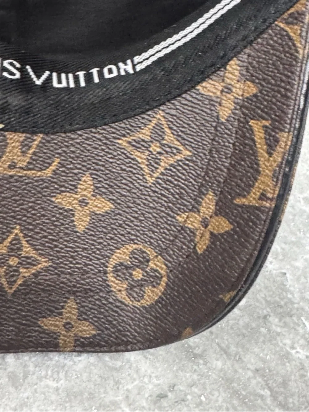 Louis Vuitton LV Monogram Get Ready Baseball Cap Hat Black  And Brown 2 Tone - Picture 7 of 12